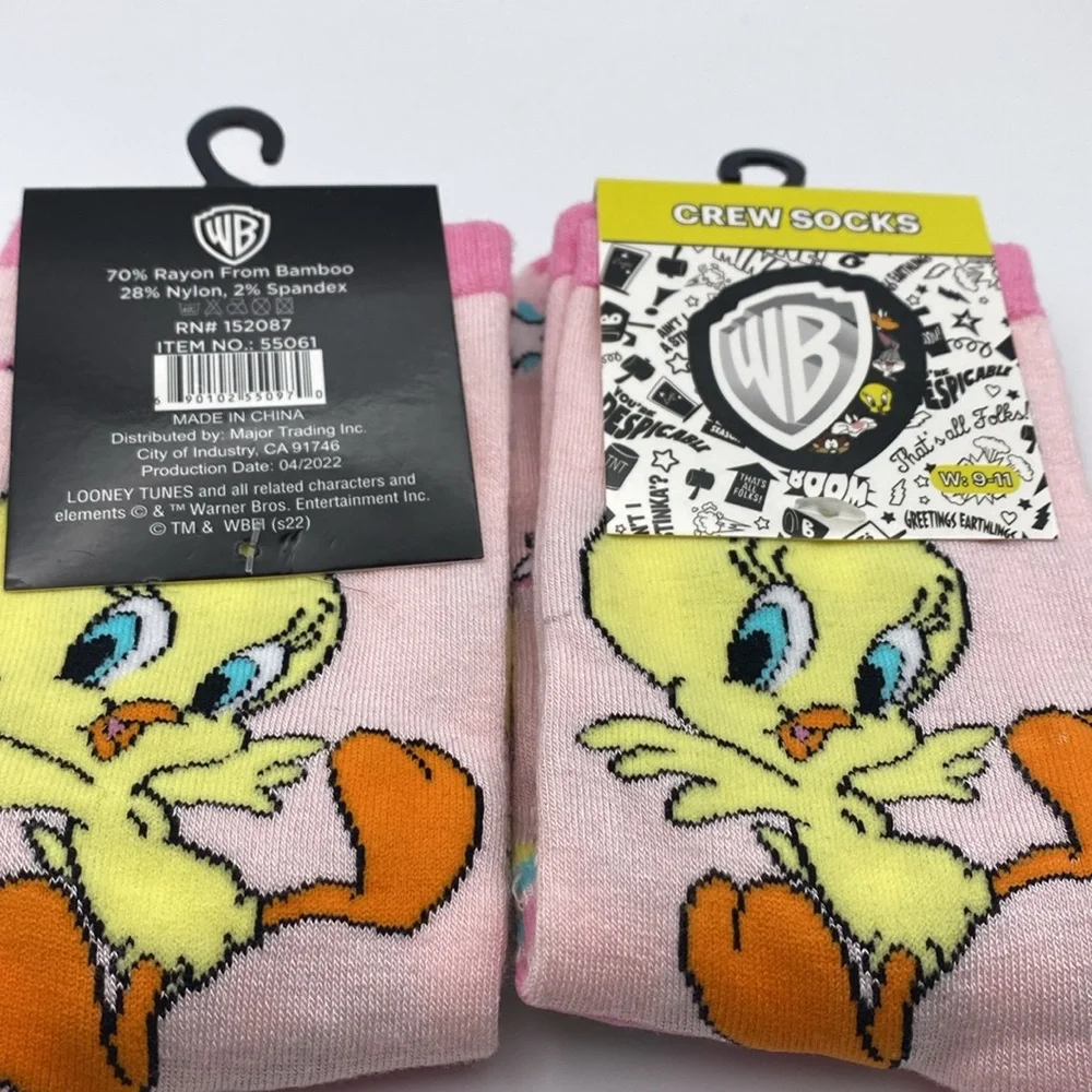 Warner Bros Pink Tweety Bird Crew Socks W 9-11